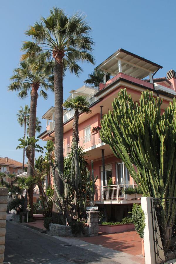 B&B Villa Mirella Bordighera Exterior foto